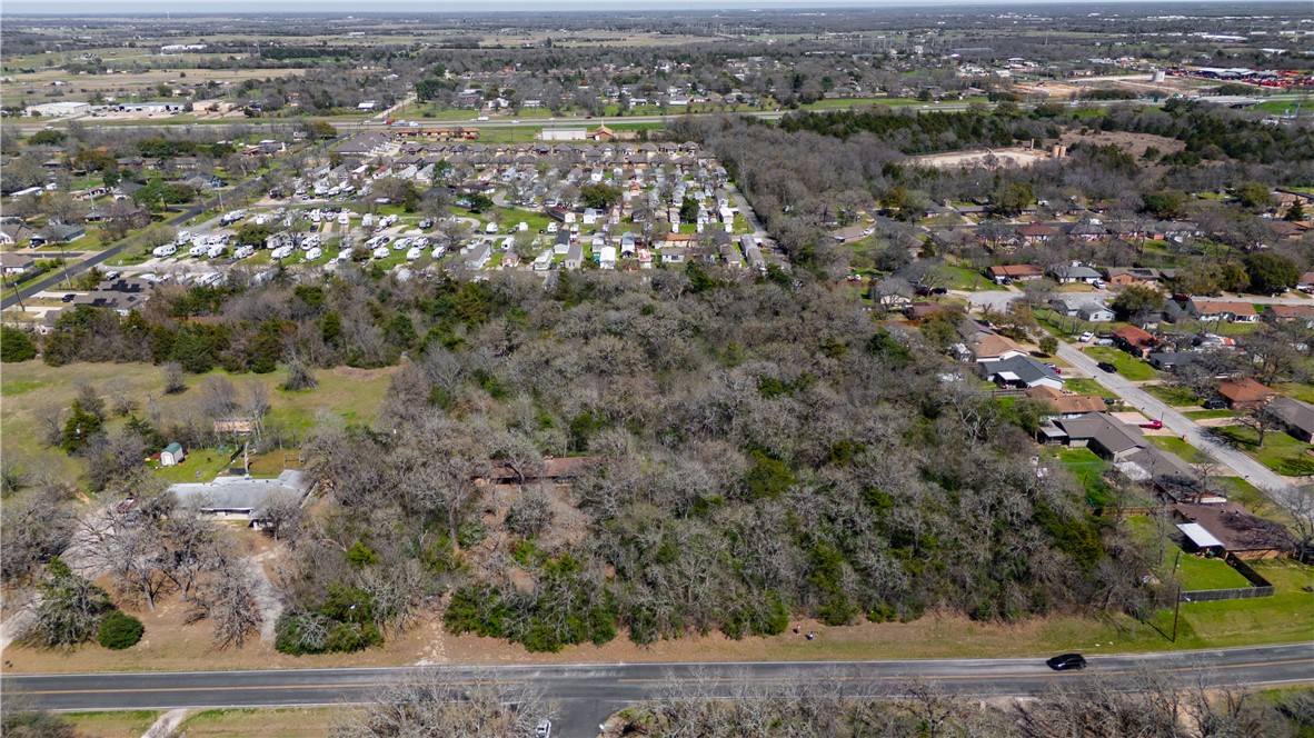 3707 Old Hearne Road Property Photo 2
