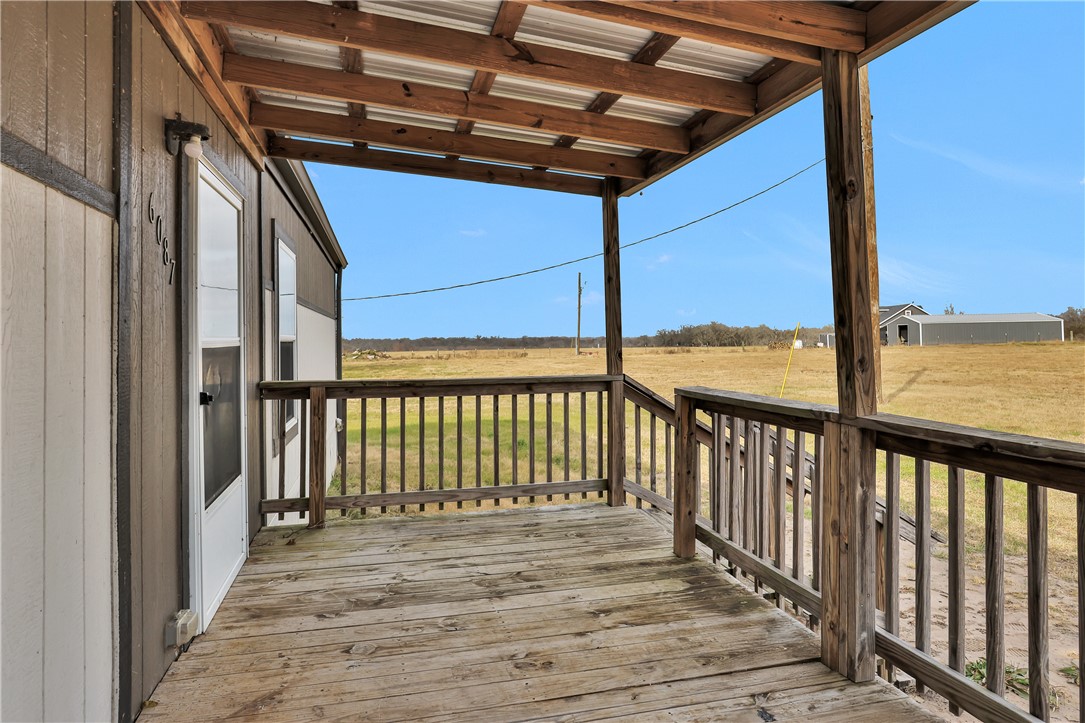 6087 Fm 3060 Farm To Market Road Property Photo 3