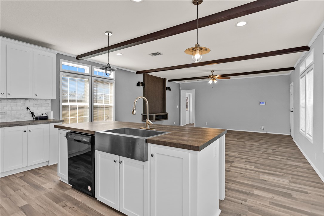 6087 Fm 3060 Farm To Market Road Property Photo 8