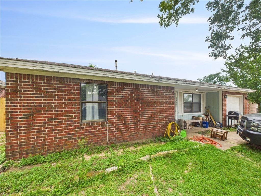 1008 Bittle Lane