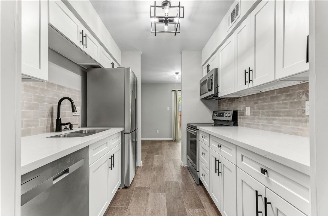 1900 Dartmouth Street I3 Property Photo 1