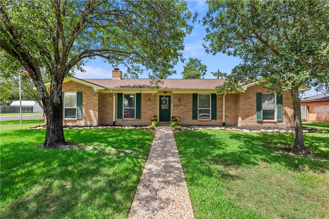 2401 Hillside Drive Property Photo 1