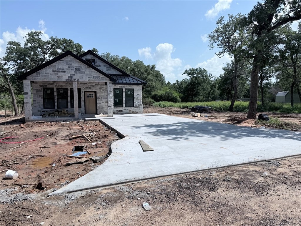 306 Mistletoe Circle Property Photo 1