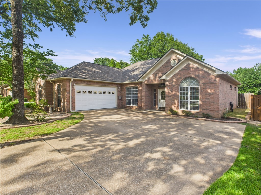 5614 Thomas Nelson Drive Property Photo 1