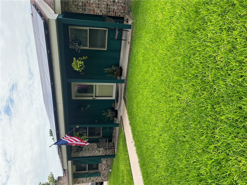 1707 Shawnee Street Property Photo 1
