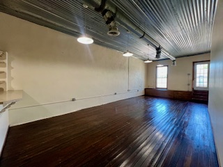 211 West Washington Avenue 4 Property Photo 1