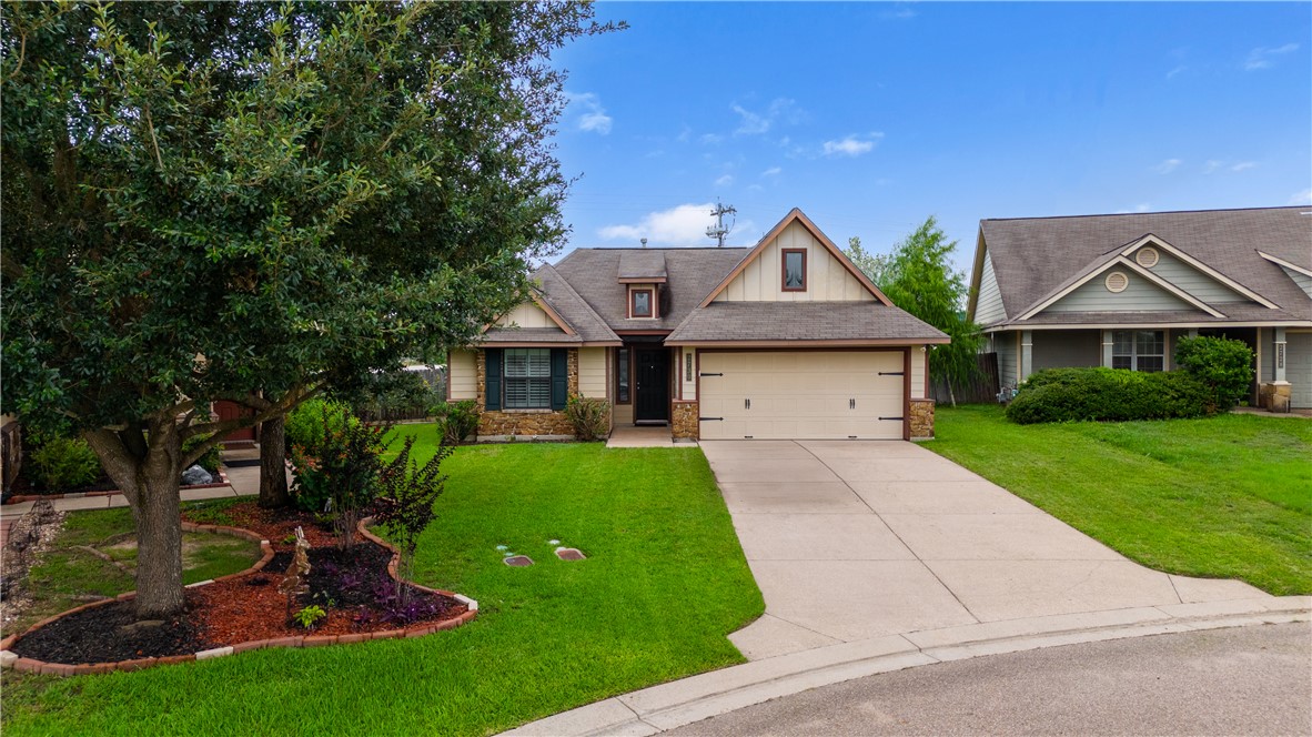 2730 Silver Oak Drive Property Photo 1