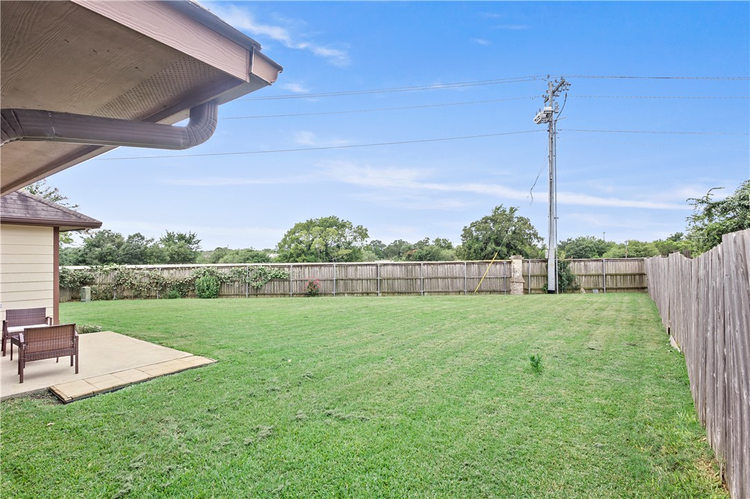 2730 Silver Oak Drive Property Photo 22