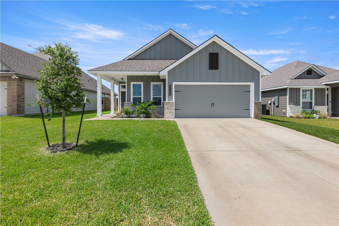 4746 Holm Oak Drive Property Photo 1