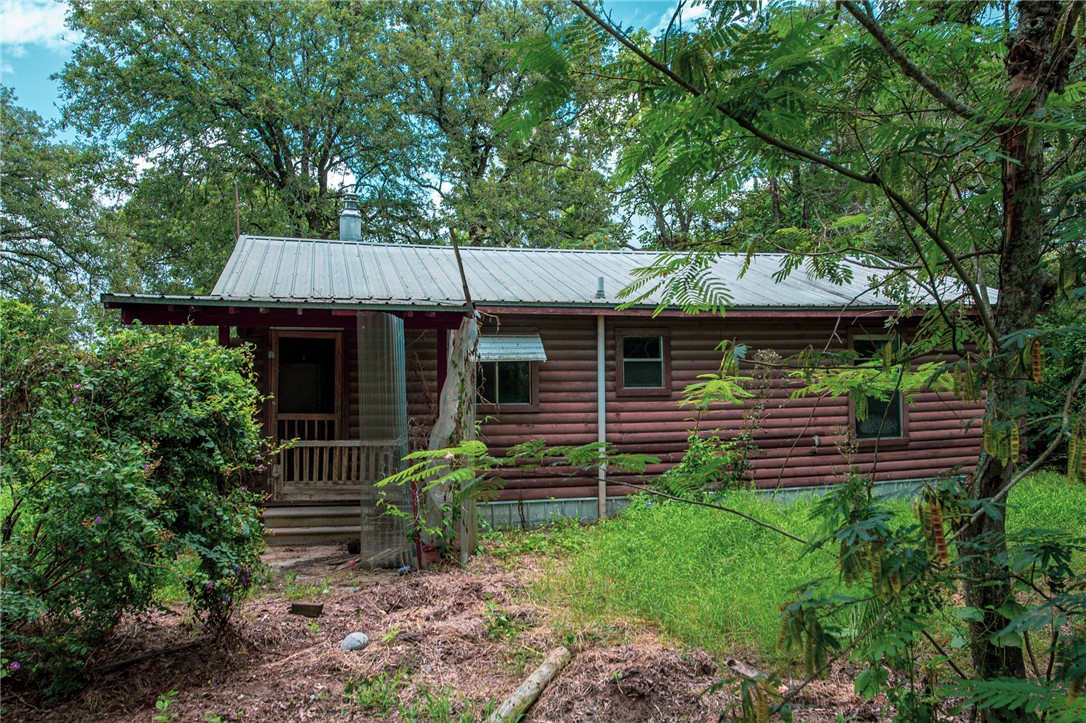 8187 County Road 342 Property Photo 1