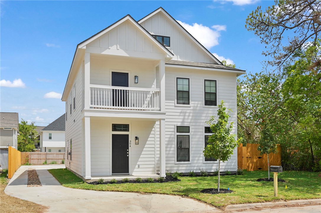 304 Poplar Street
