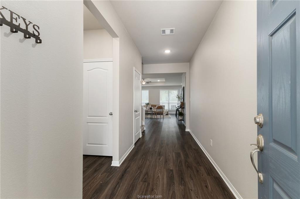 2033 Brisbane Way Property Photo 3
