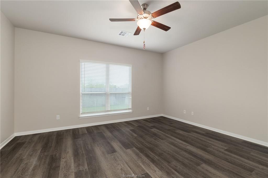 2033 Brisbane Way Property Photo 14