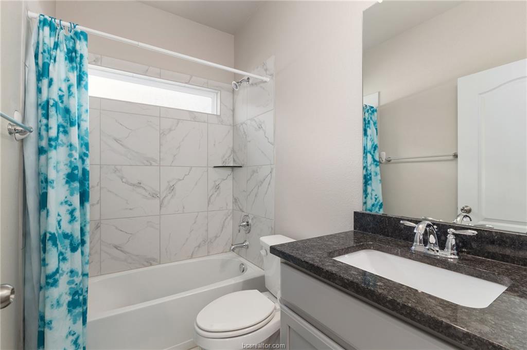 2033 Brisbane Way Property Photo 21