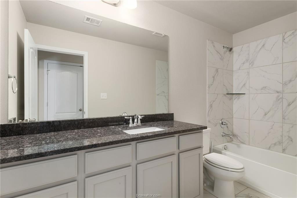 2033 Brisbane Way Property Photo 25