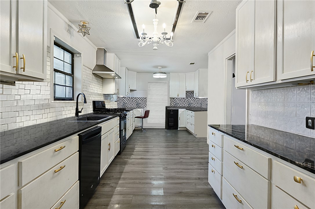 2809 Apple Creek