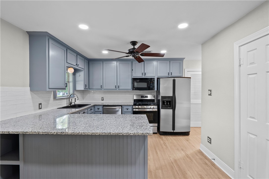 717 Enfield Street Property Photo 6