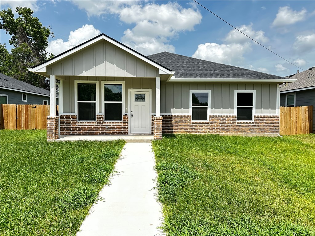 602 Houston