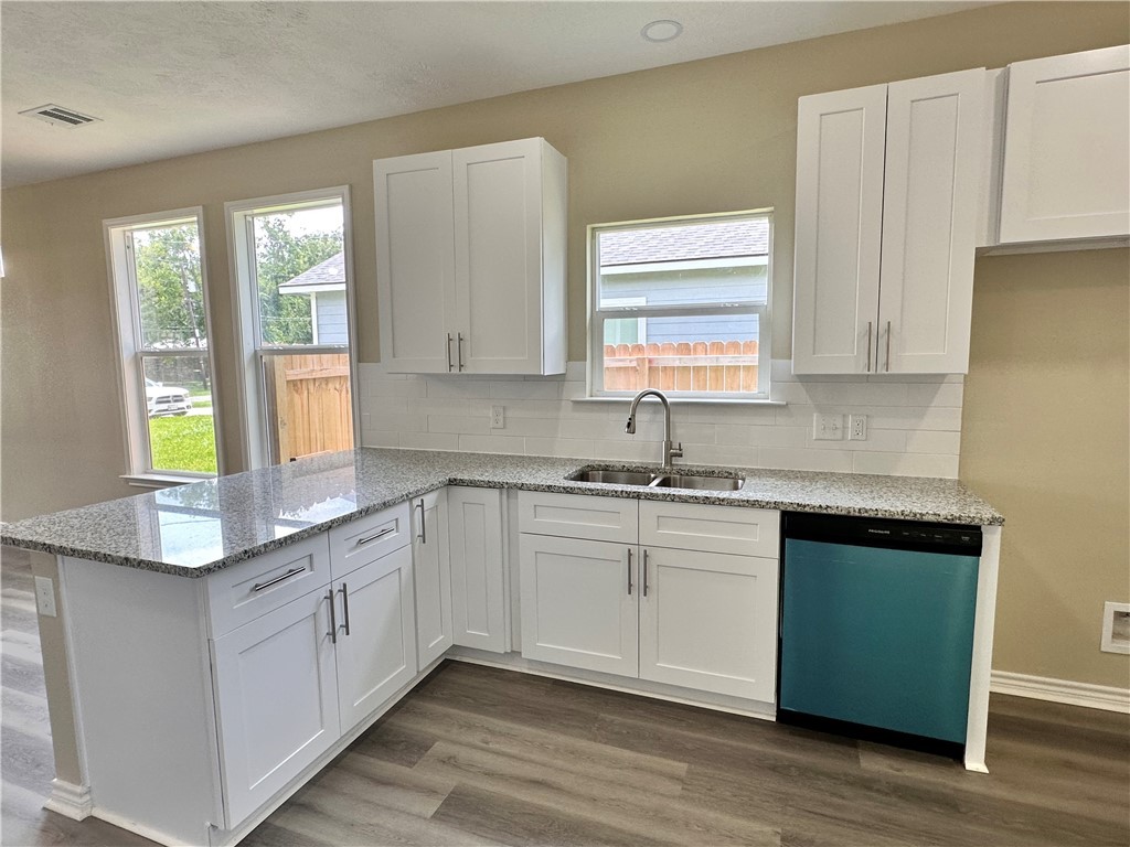 602 Houston Property Photo 7