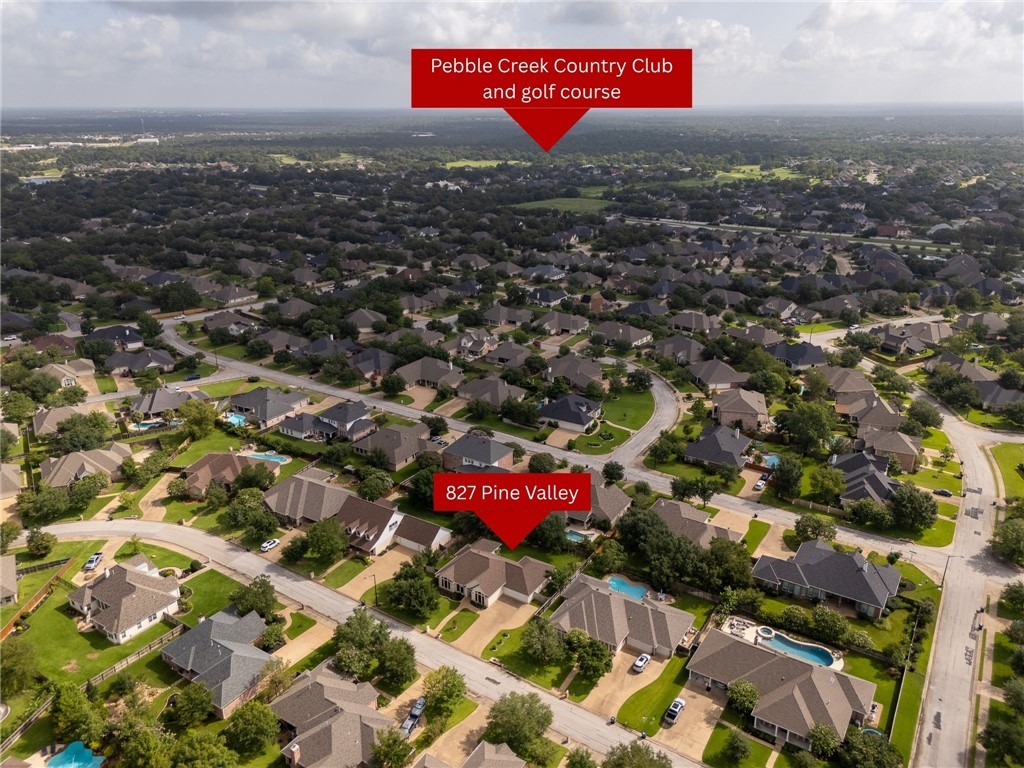 827 Pine Valley Drive Property Photo 8