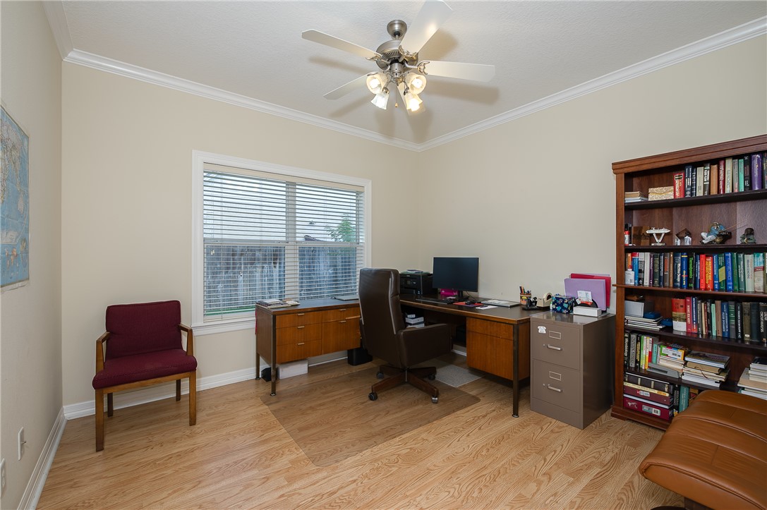 827 Pine Valley Drive Property Photo 28