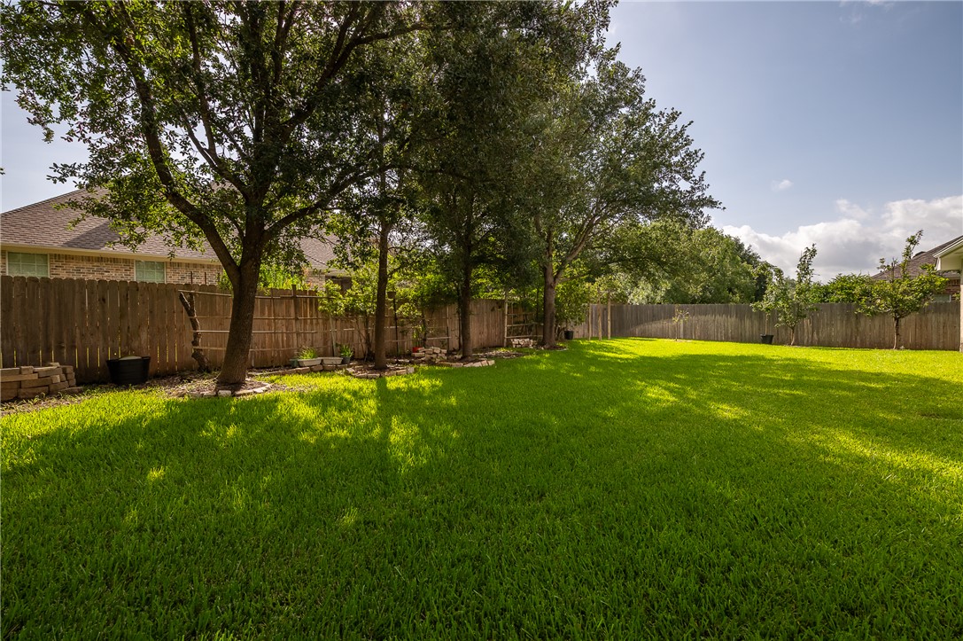827 Pine Valley Drive Property Photo 33