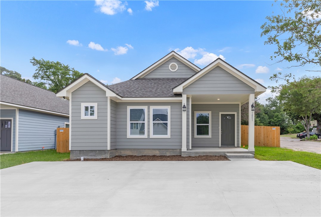 1801 Pin Oak Street Property Photo 1
