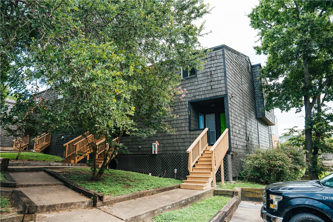 3802 College Main Street 13 Property Photo 1