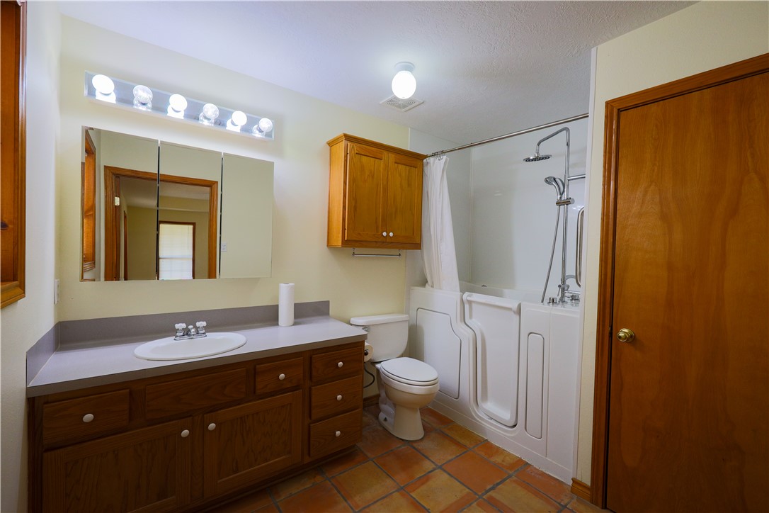 16403 & 16515 Macey County Road Property Photo 28