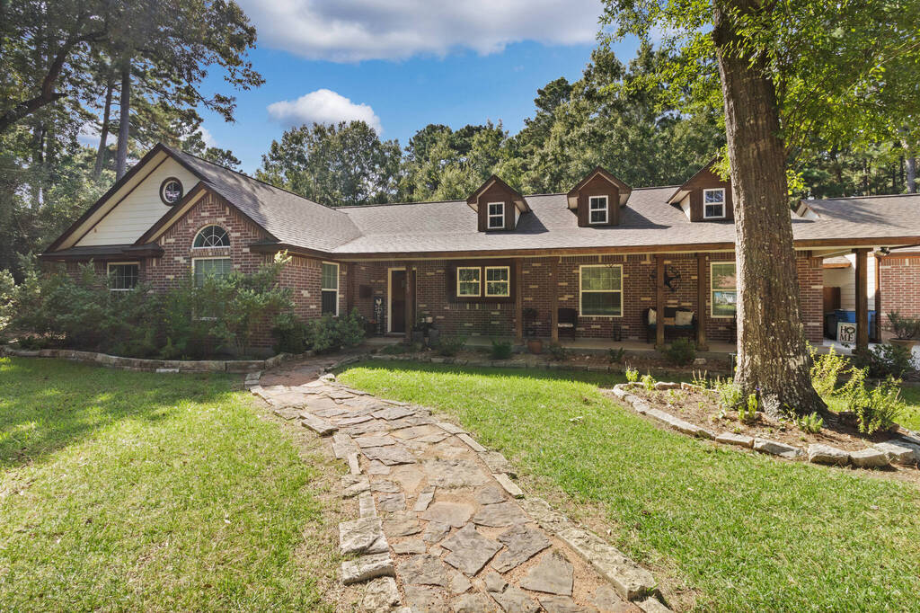 40207 Cimarron Way Property Photo 1