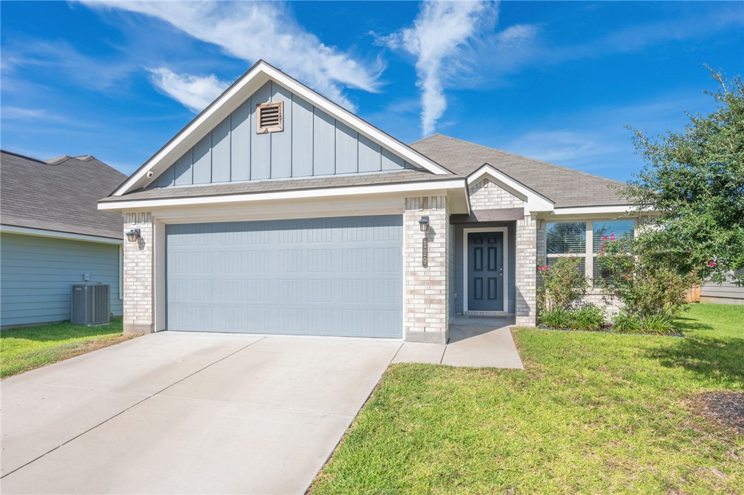 129 Dove Landing Court Property Photo 1