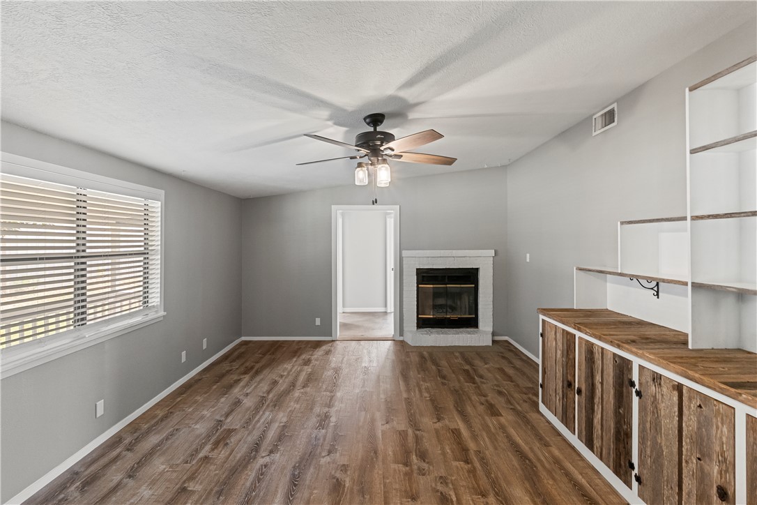 2034 County Road 436 Property Photo 6