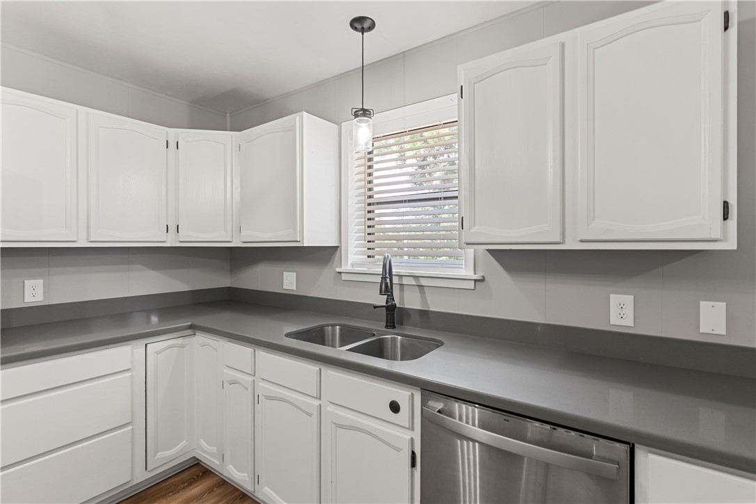 2034 County Road 436 Property Photo 11