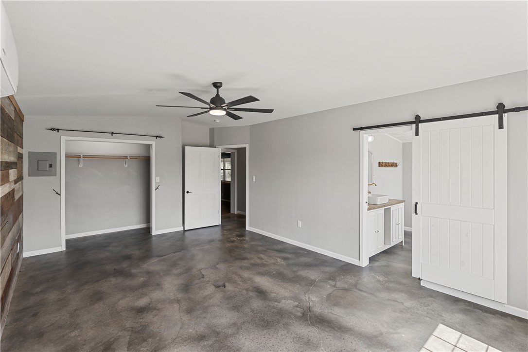 2034 County Road 436 Property Photo 14