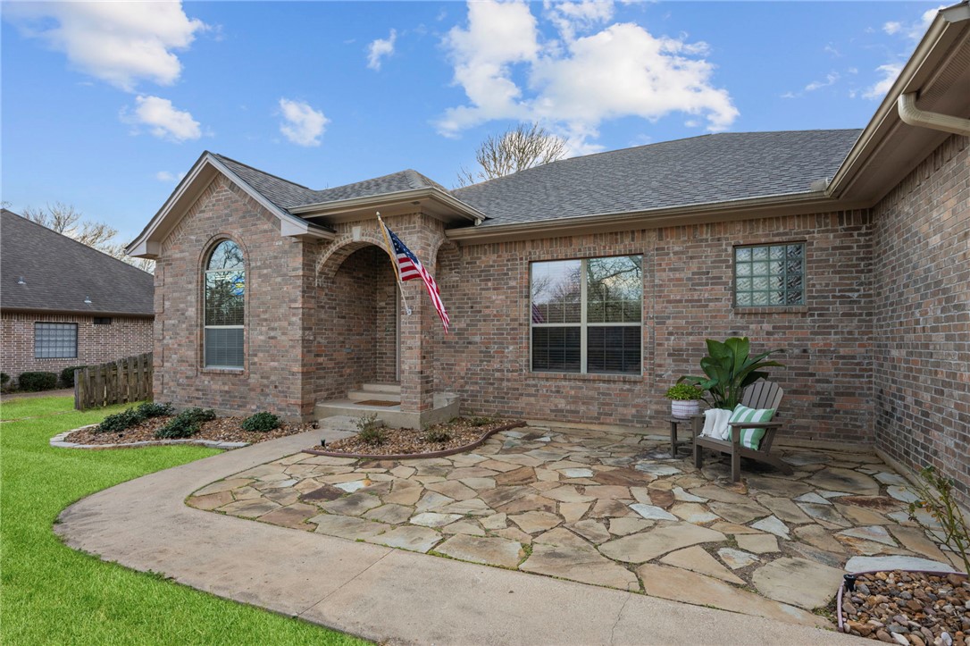 4960 Drake Drive Property Photo 1