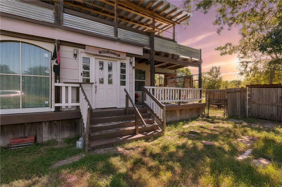317 Beaver Landing Property Photo 1