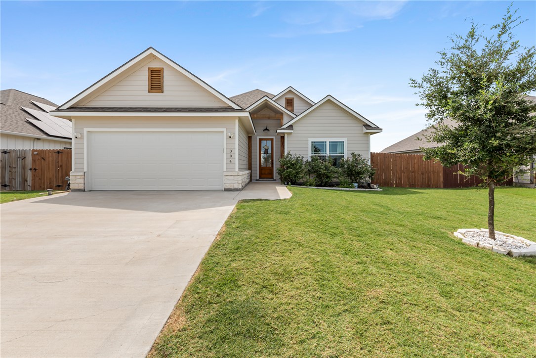 304 Brazos Bend Property Photo 1