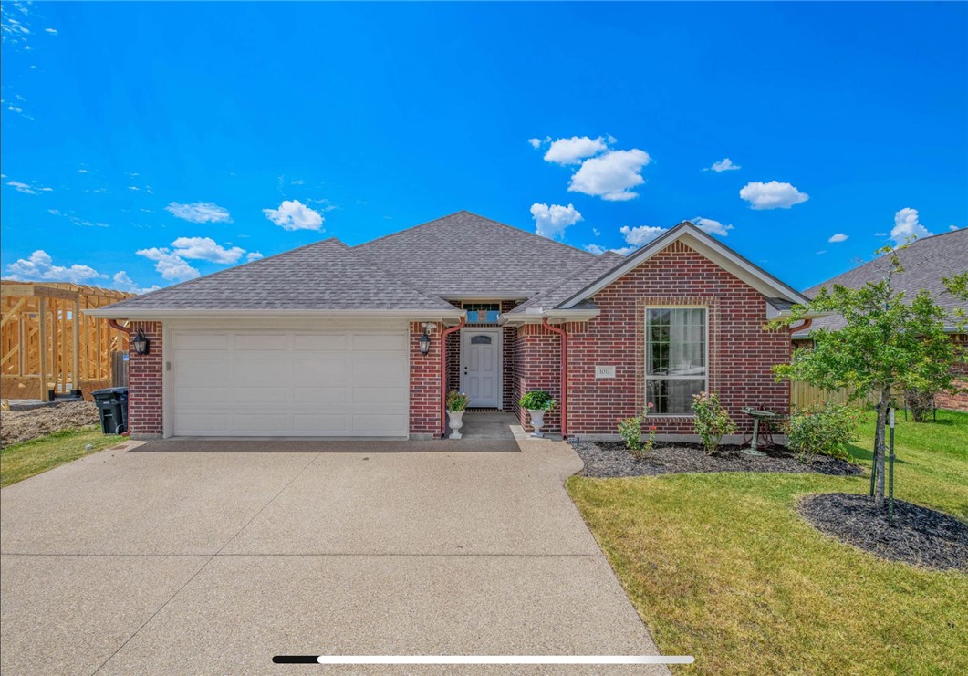 1011 Dove Chase Lane Property Photo 1