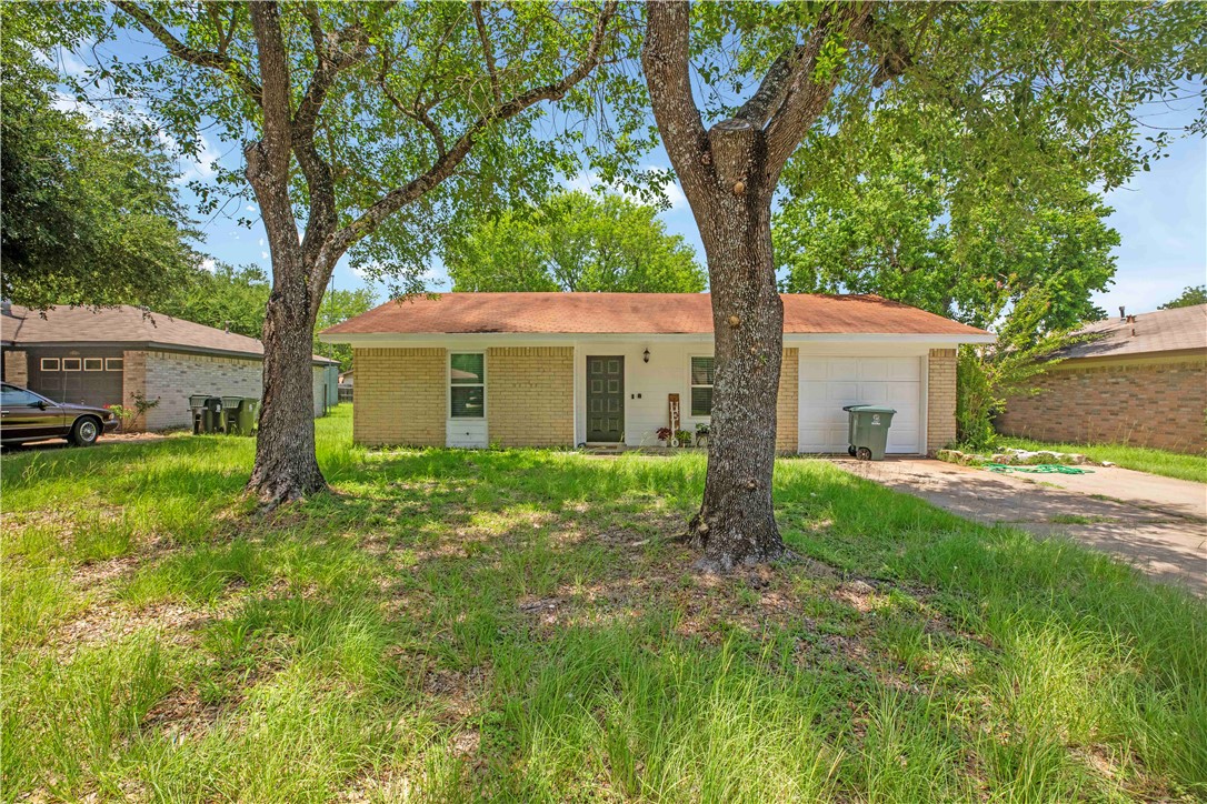 2502 Waterwood Lane Property Photo 1