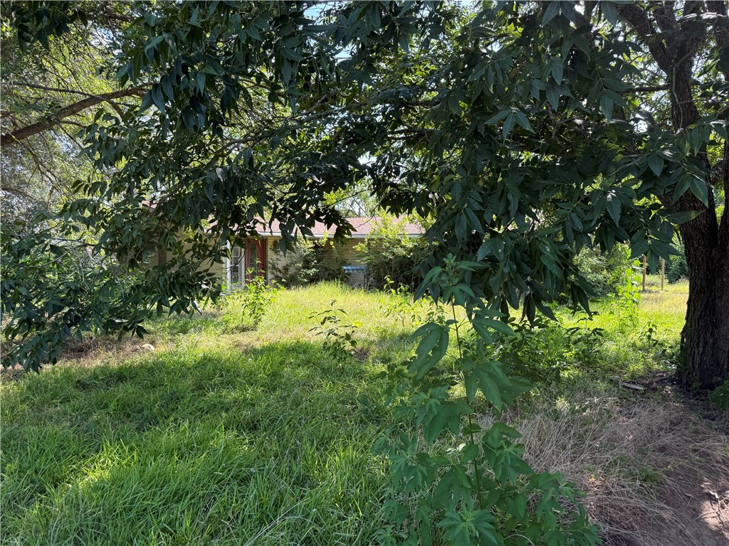 3460 William B Travis Property Photo 1
