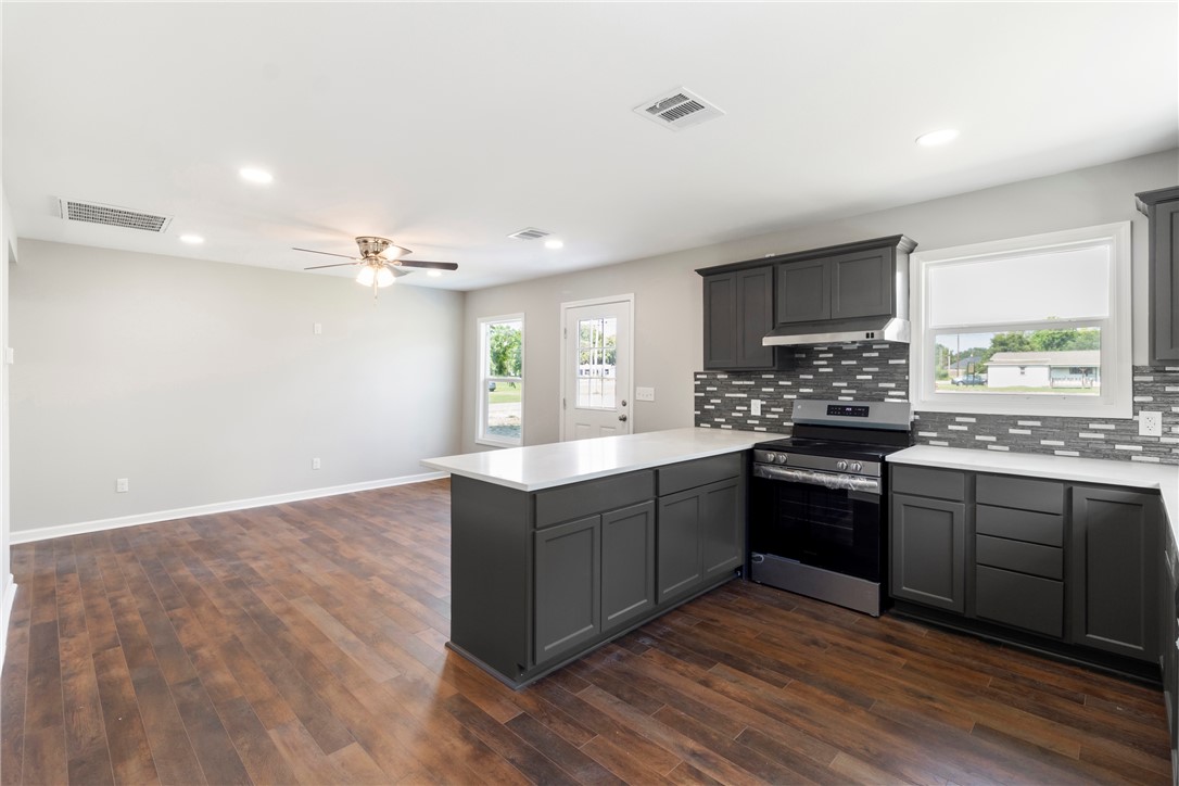 202 Montgomery Property Photo 1