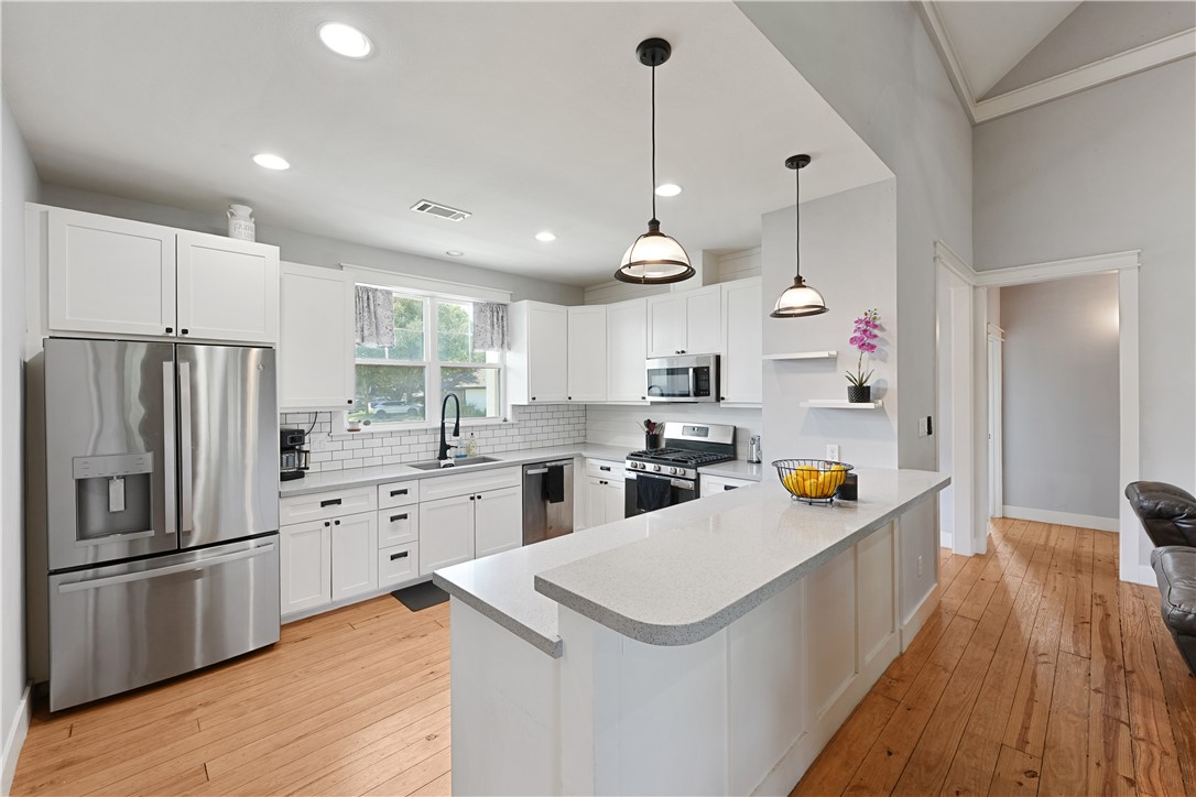 1400 Wyandotte Lane Property Photo 10