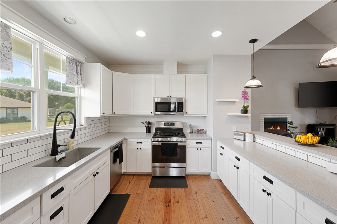 1400 Wyandotte Lane Property Photo 12