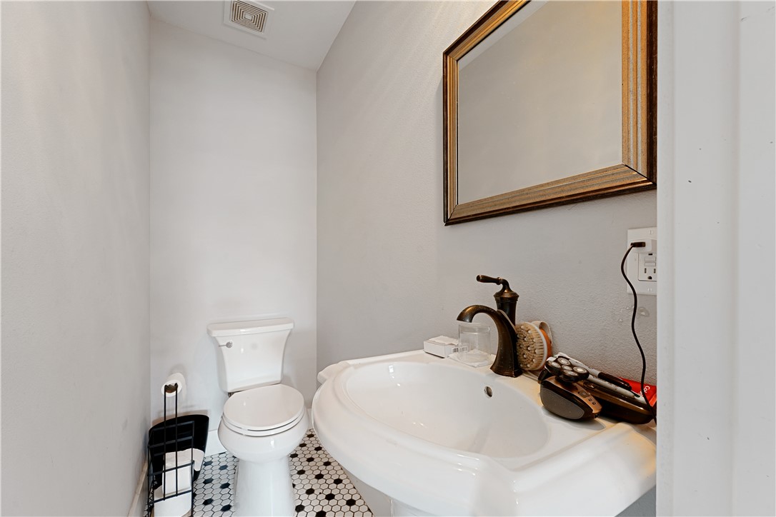 1400 Wyandotte Lane Property Photo 20