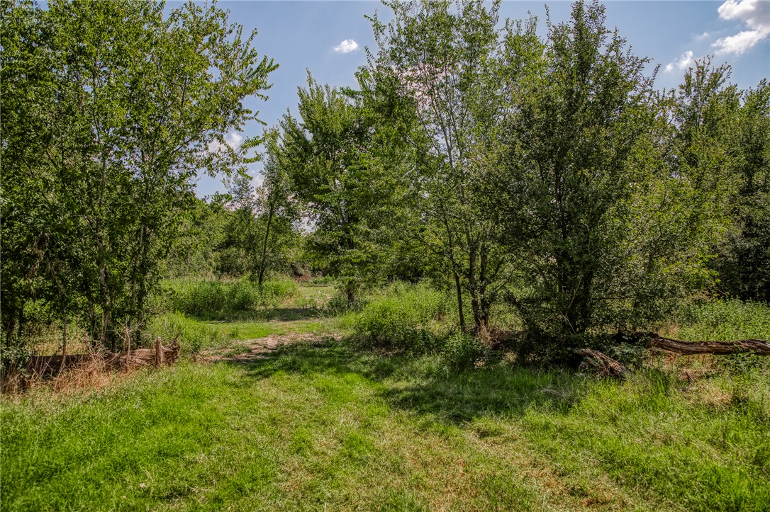 3208 W State Highway 21 Property Photo 18