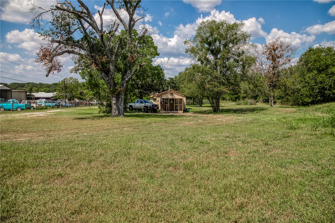3208 W State Highway 21 Property Photo 23