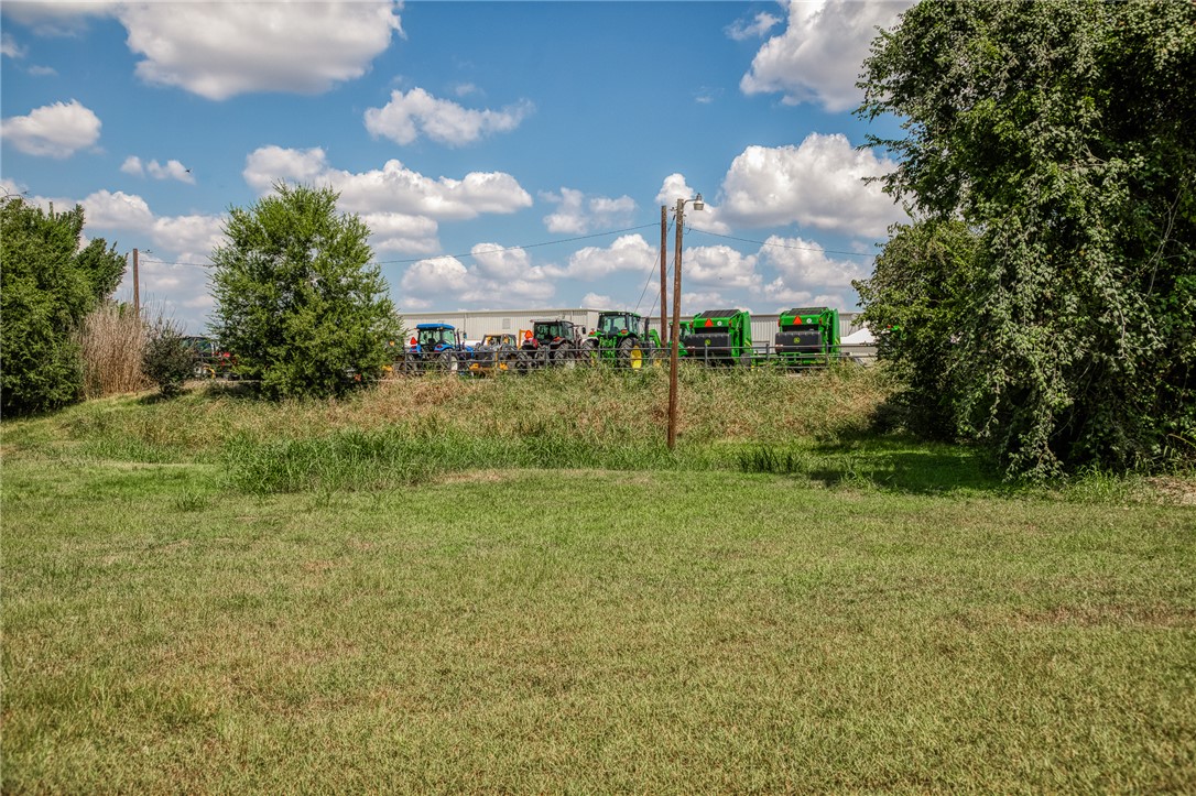 3208 W State Highway 21 Property Photo 24
