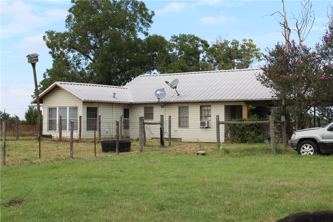 16601 County Road 467 Property Photo 1