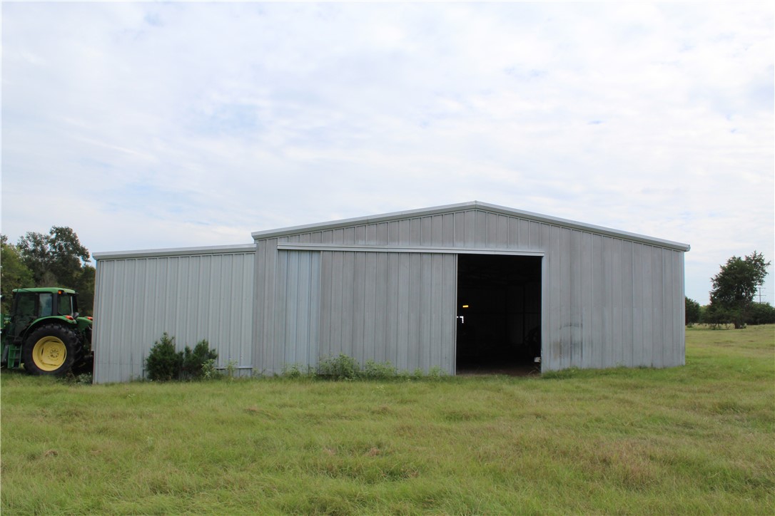 16601 County Road 467 Property Photo 3