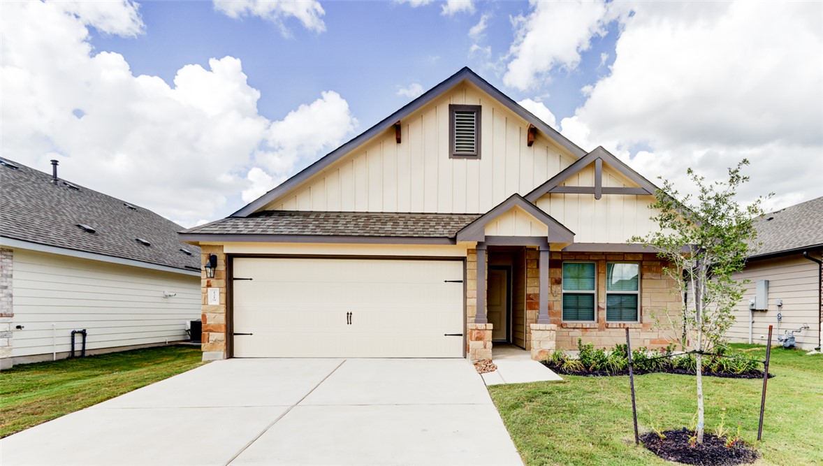 1219 Kennesaw Property Photo 1